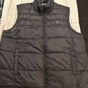 IZOD Golf Vest